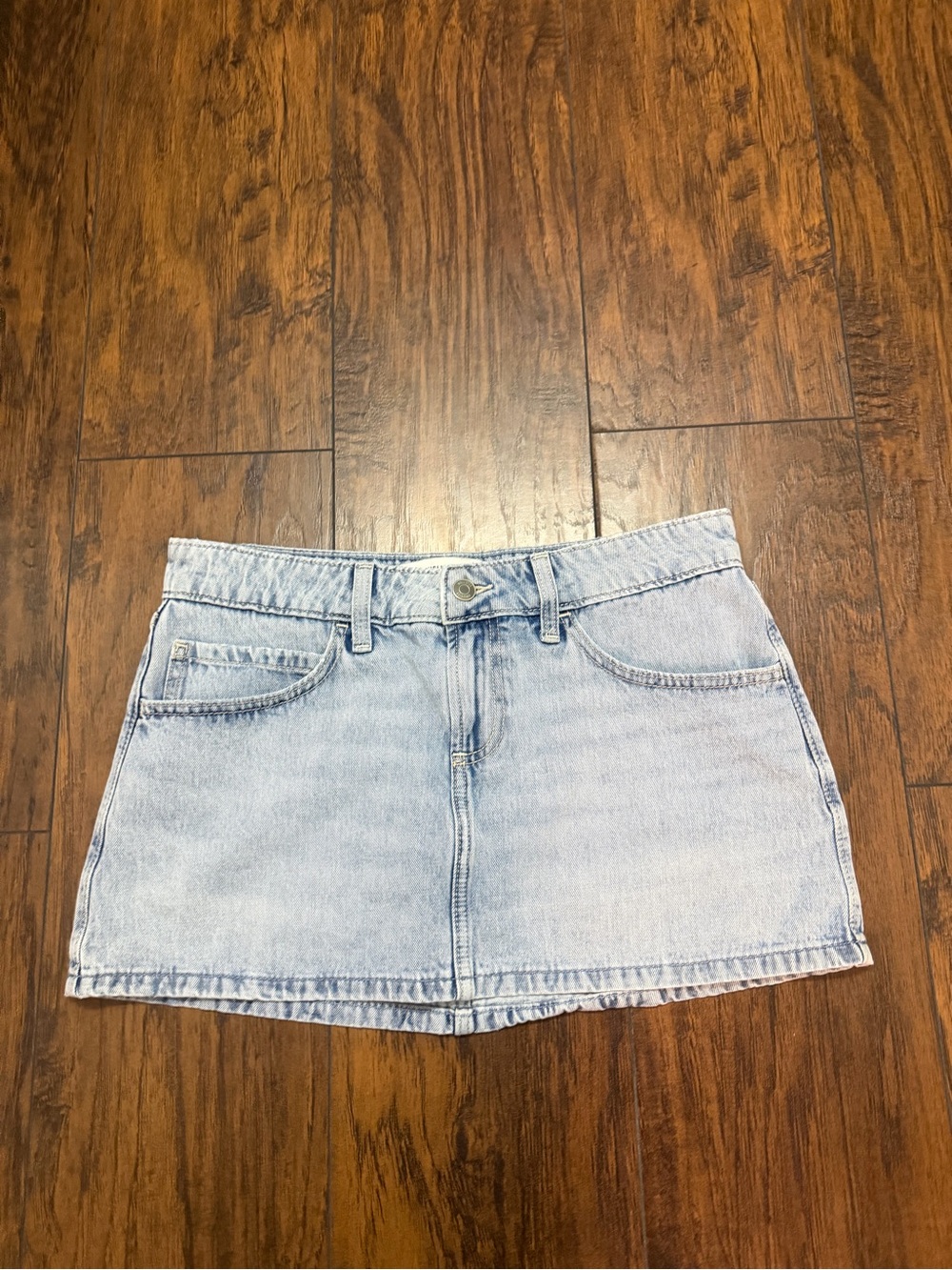 Hollister skirt